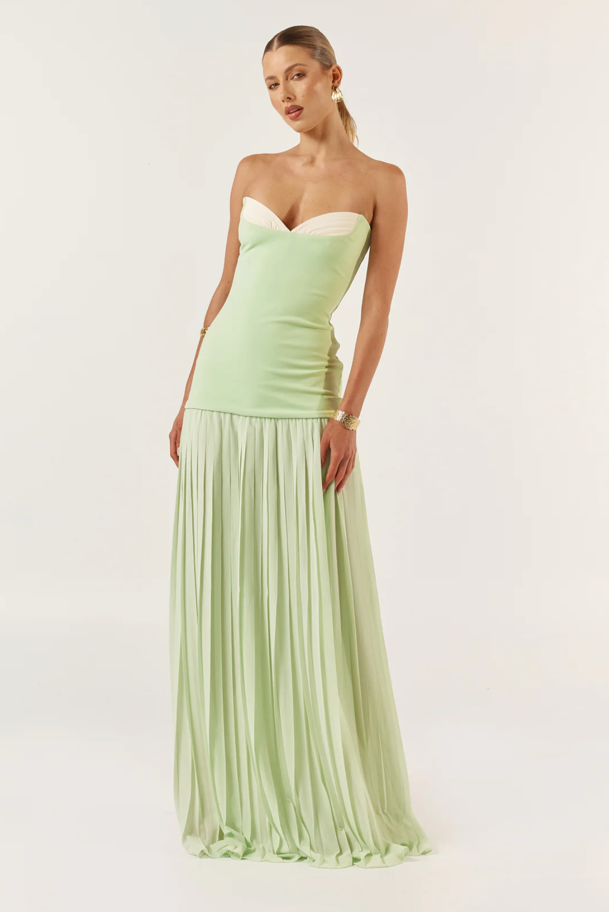 Nicolette Maxi