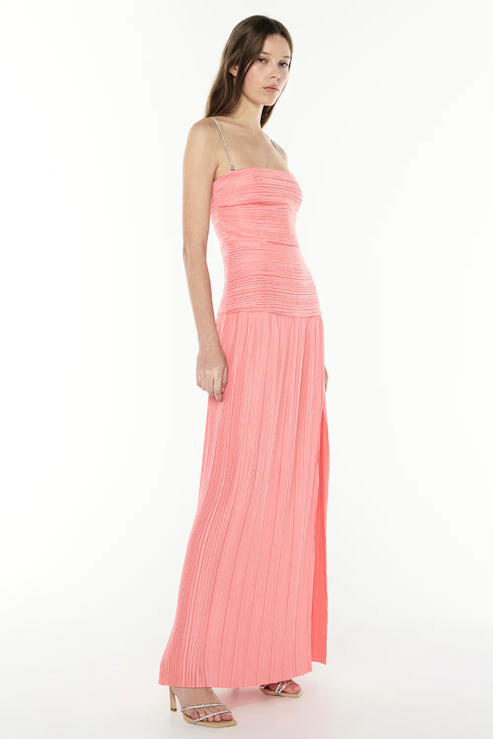 Hire the Manning Cartell Royal Debut Dress in Melon. Available with local Perth Collections or Express Delivery to Sydney, Gold Coast, Brisbane and Melbourne.