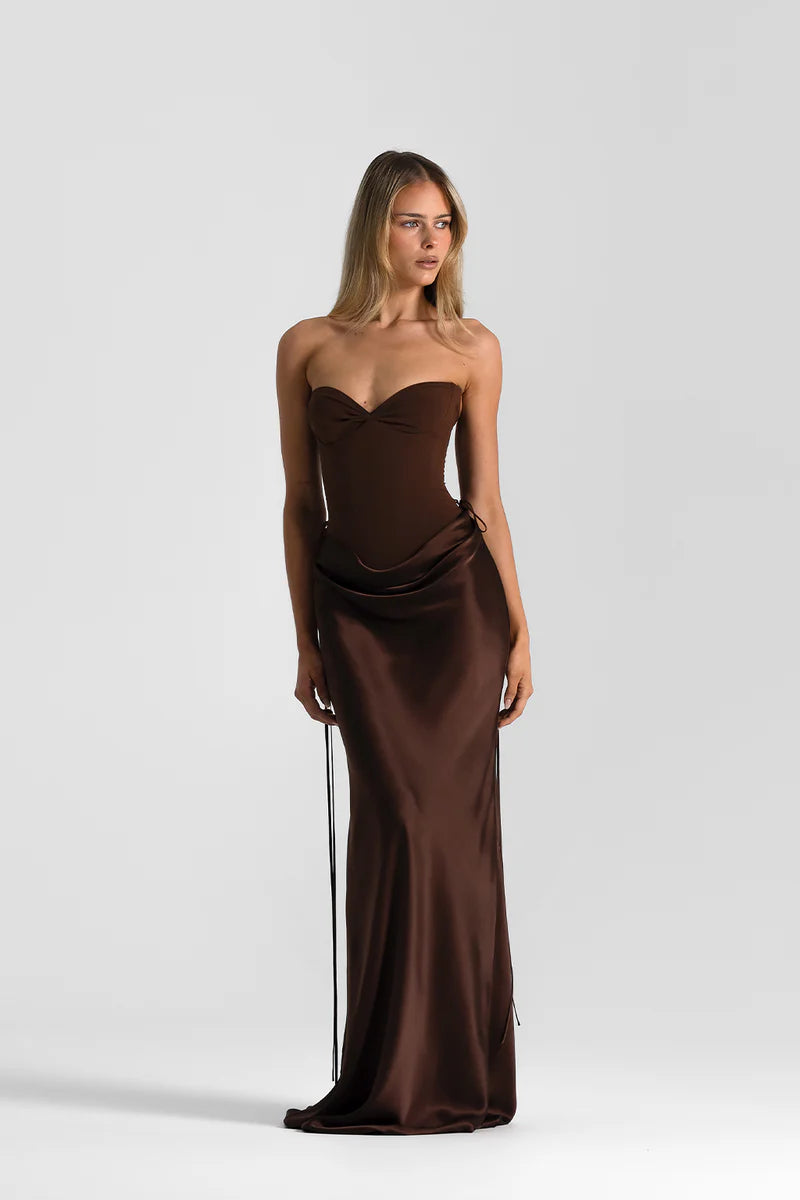 Natalie Rolt Brown Espresso Corset Dress Hire. Melbourne and Sydney Dress Hire with Fast Shipping & Simple Returns. Available Australia-wide.