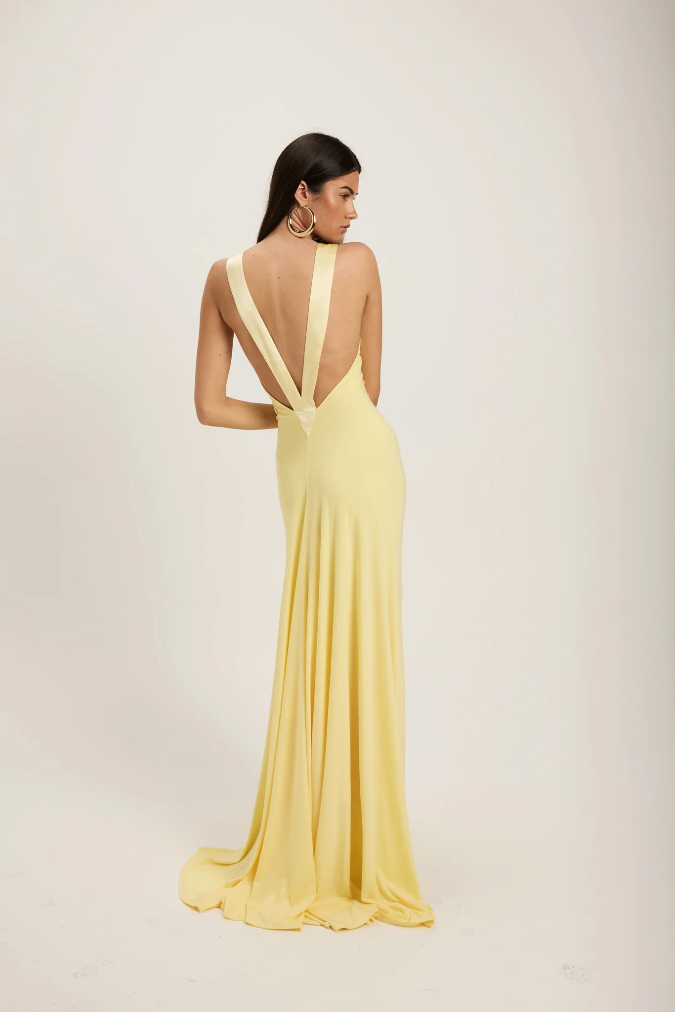 green emerald velvet dress Ance Gria Rosa Gown Hire – Lemon
