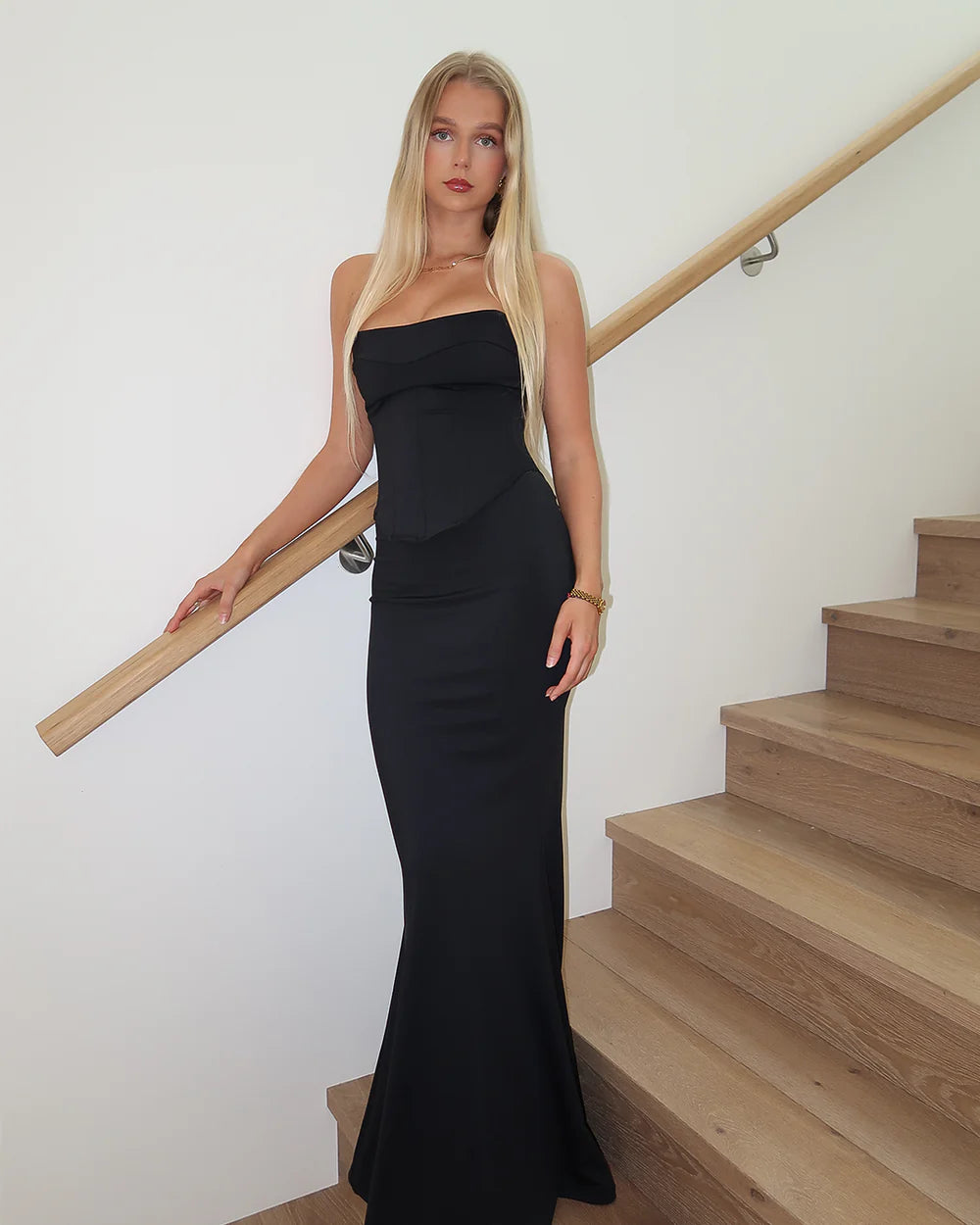HNTR the Label Louie Gown Hire | Noir