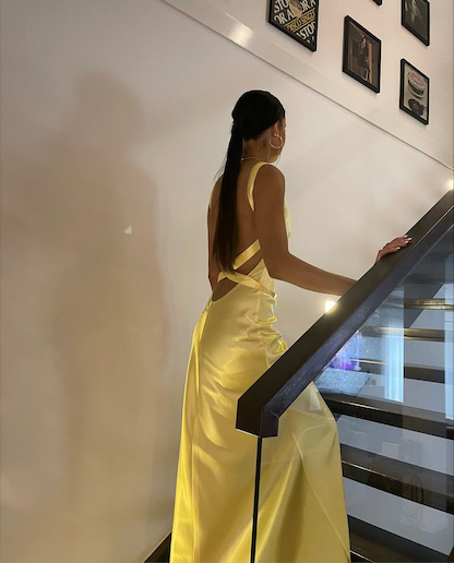 How to lose a guy in ten sales days yellow dress